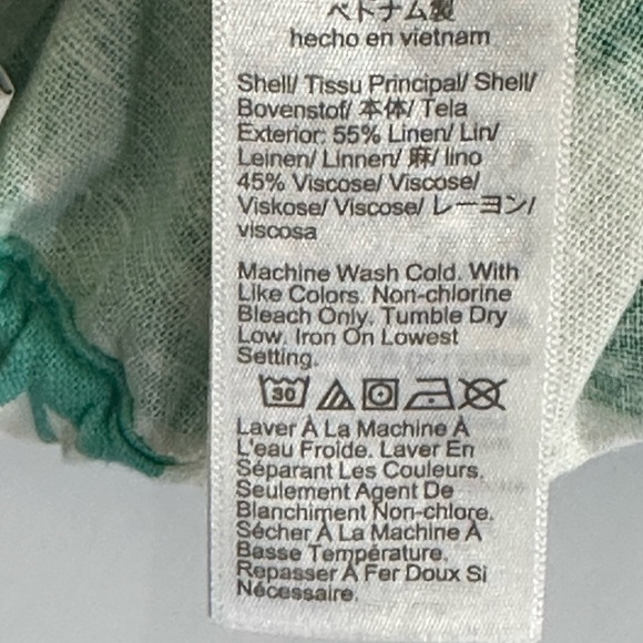 J Grew sz Md top loose fitting beach style print.  Palm branches woven fabric - Picture 14 of 14